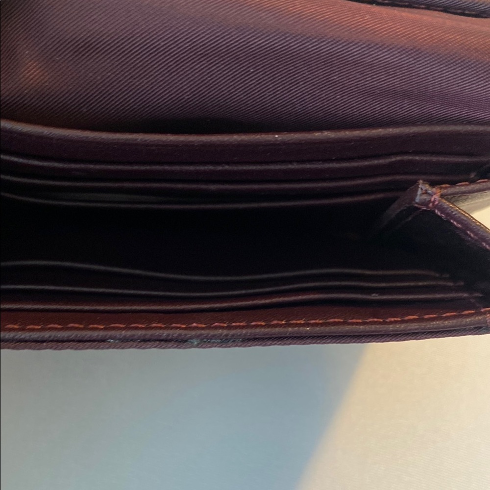 TUMI Dark Red Leather Wallet with Gold Accents - Picture 7 of 10